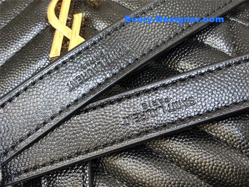 Y51 medium envelope shoulder bag