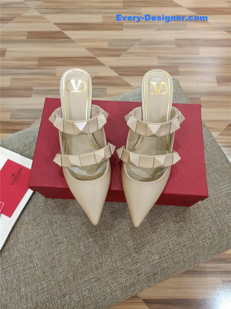 Va1e*ntin0 logo bronzing sandals