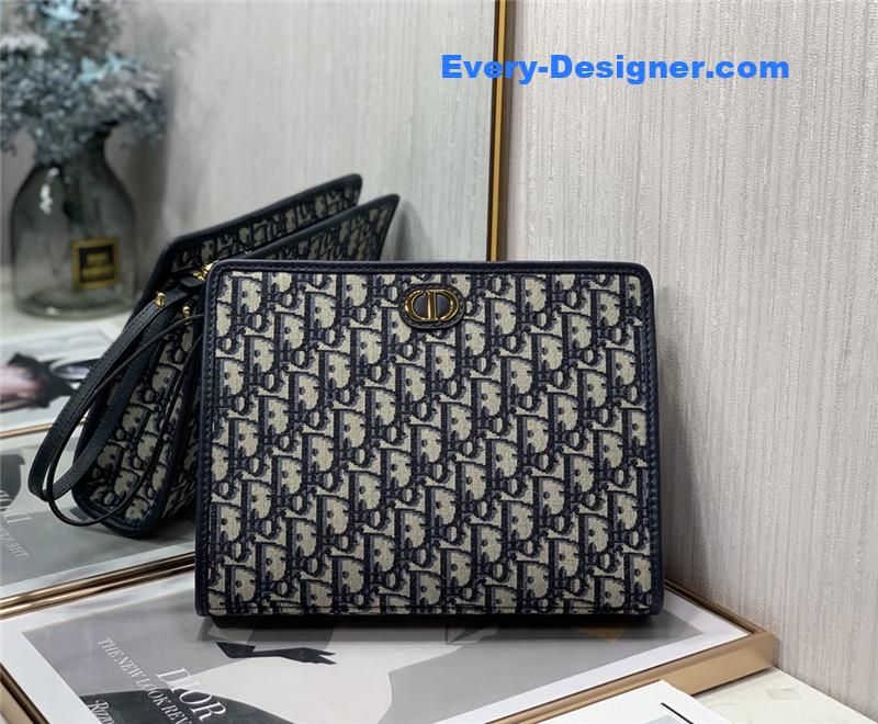 D10r oblique canvas clutch