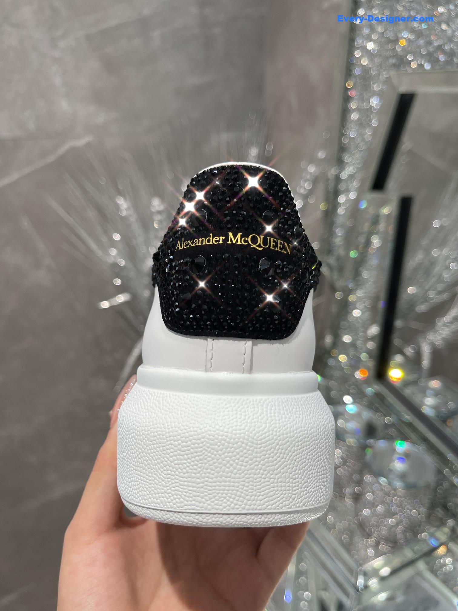 a1exa*der Mcqv*en couple sneakers