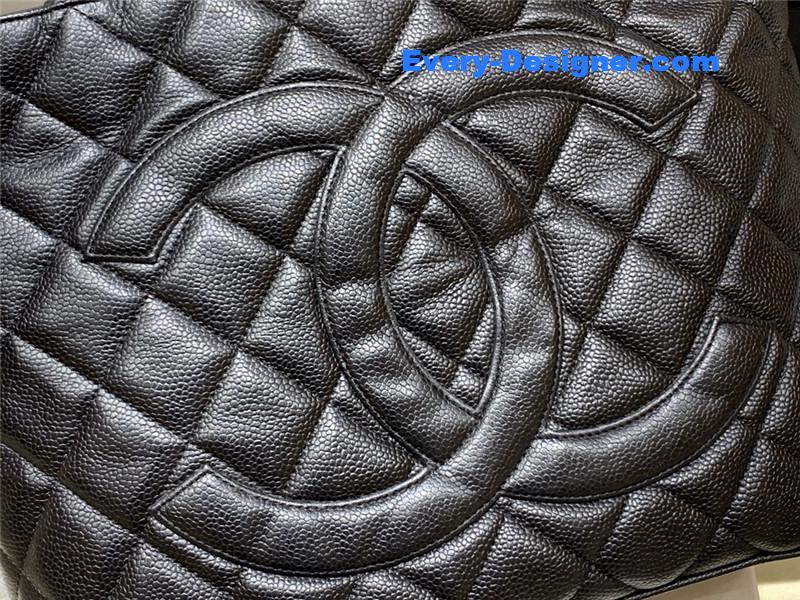 Ch**el vintage caviar medallion tote bag
