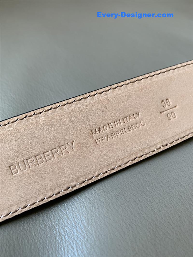 Bv*b*rry b buckle belt