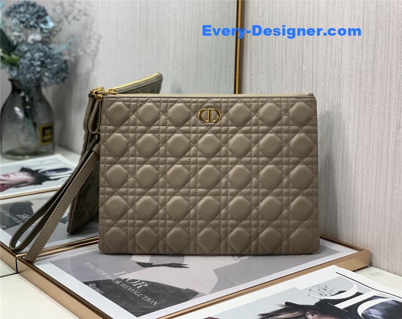 D10r caro clutch