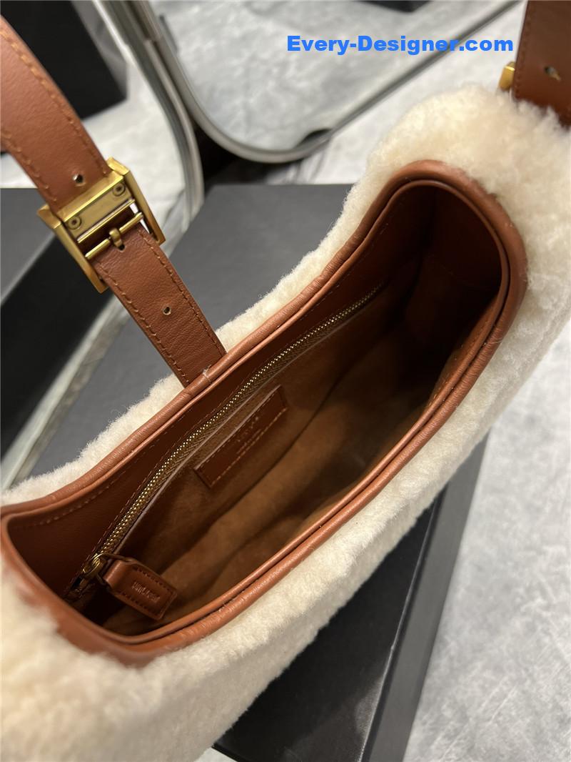 Y51 wool hobo bag