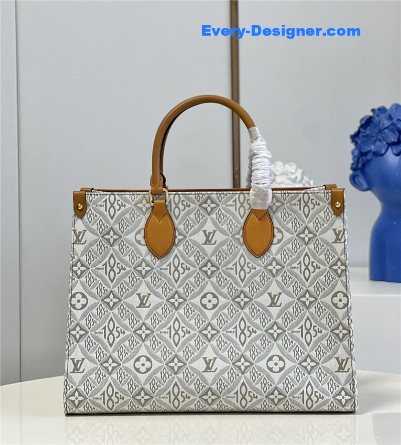 l0vis Vvtt0n lv onthego mm canvas bag