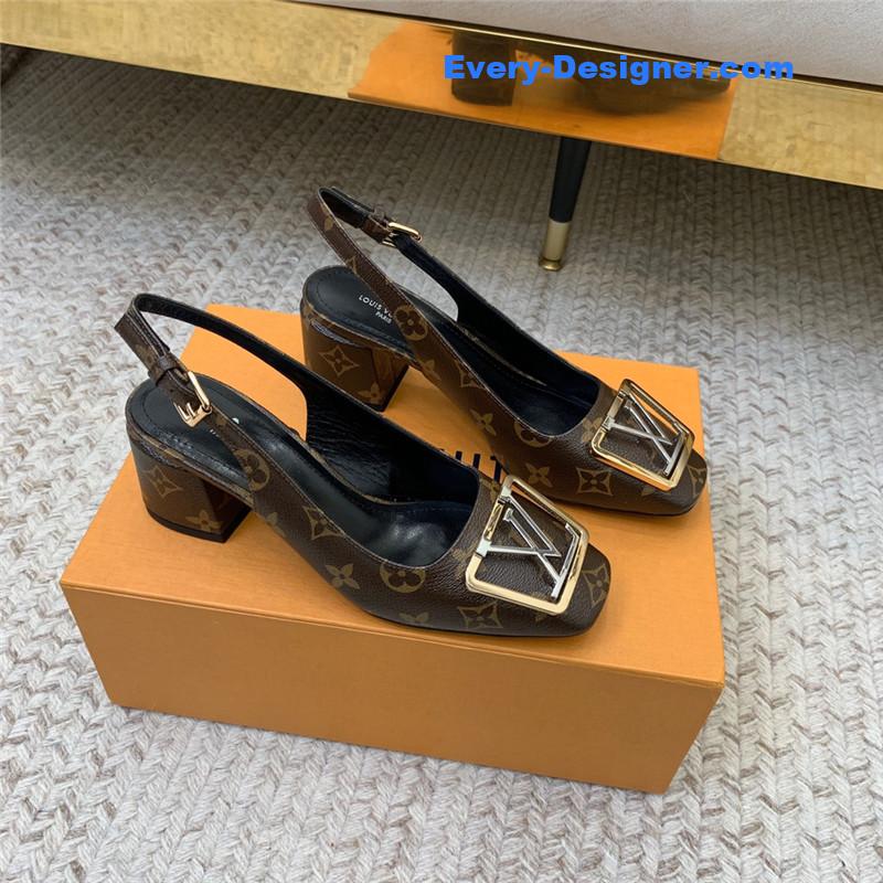 l0vis Vvtt0n lv classic chunky heel sandals