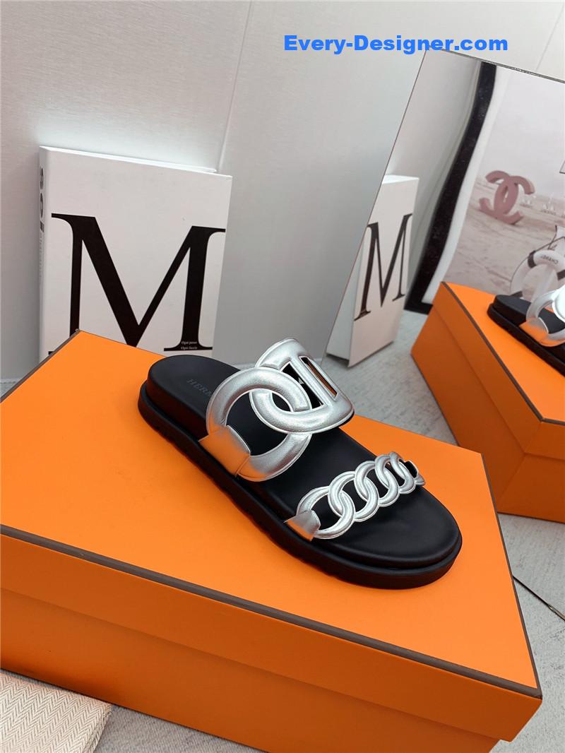 H**me5 couple shoes