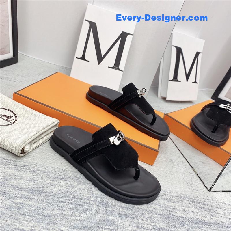 H**me5 couple shoes