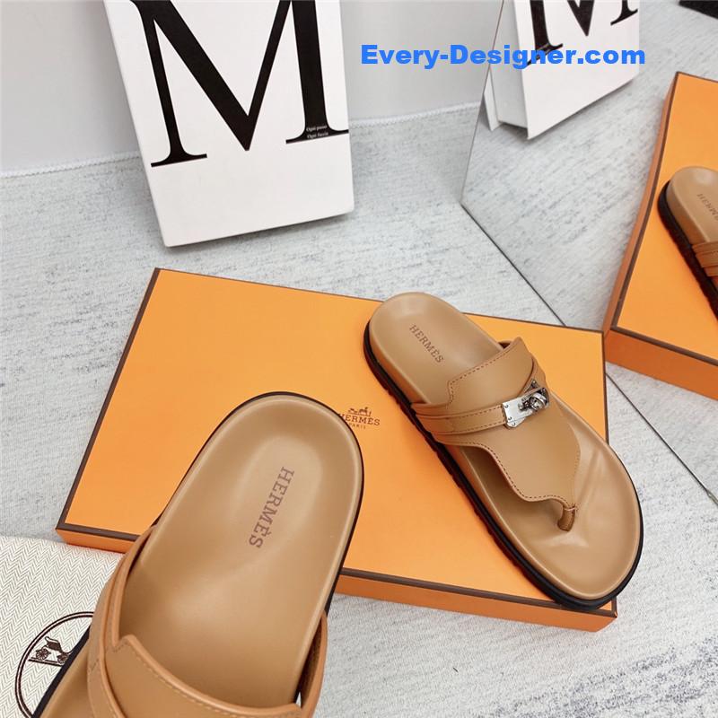 H**me5 couple shoes