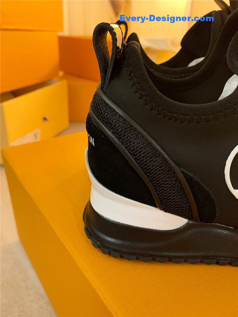 l0vis Vvtt0n lv run away sneakers
