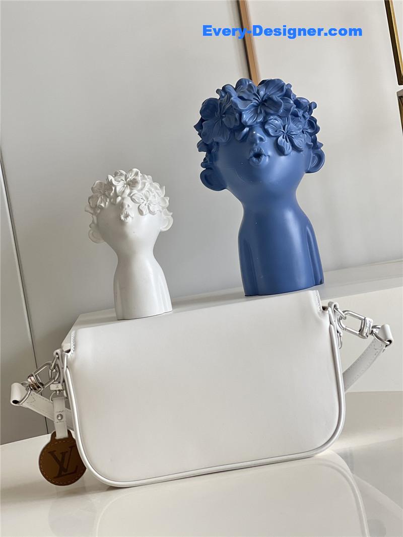 l0vis Vvtt0n lv sling h27 bag white