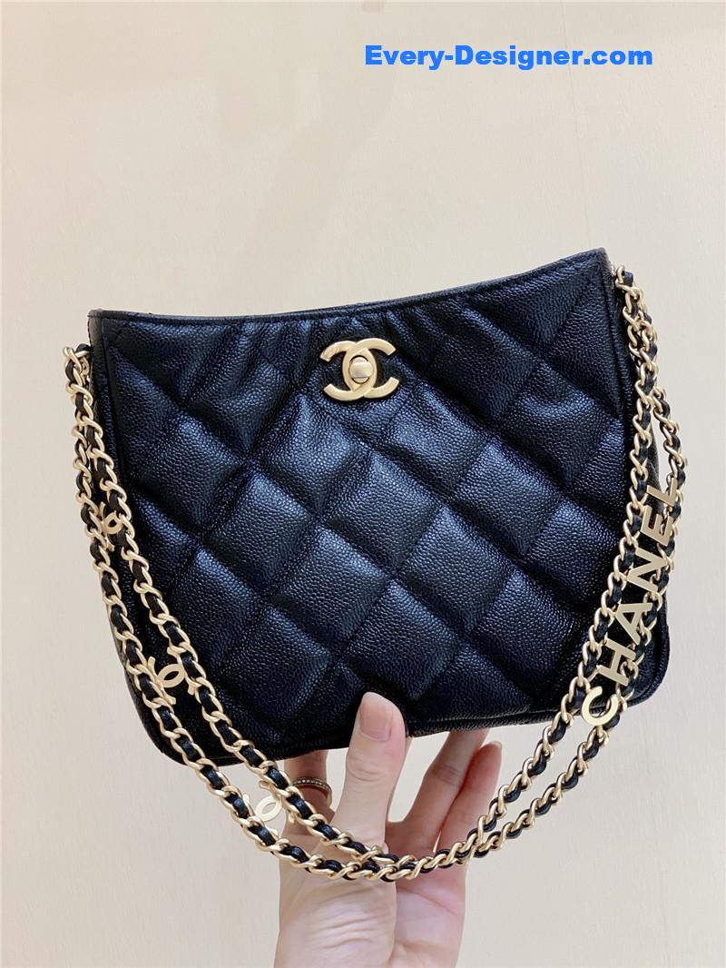 Ch**el hobo bag with chain