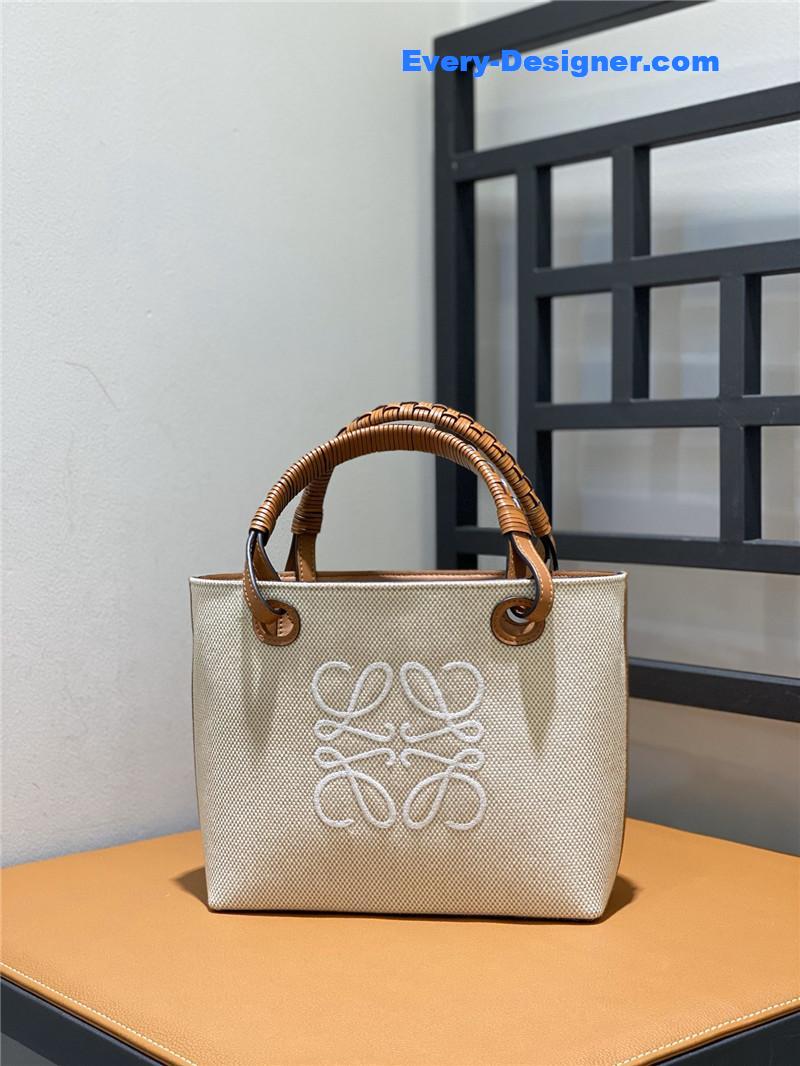 L0ew* anagram tote bag