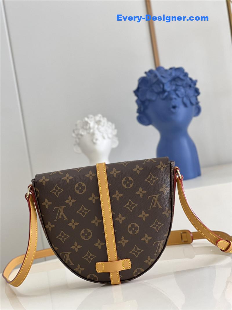 l0vis Vvtt0n lv crossbody saddle bag