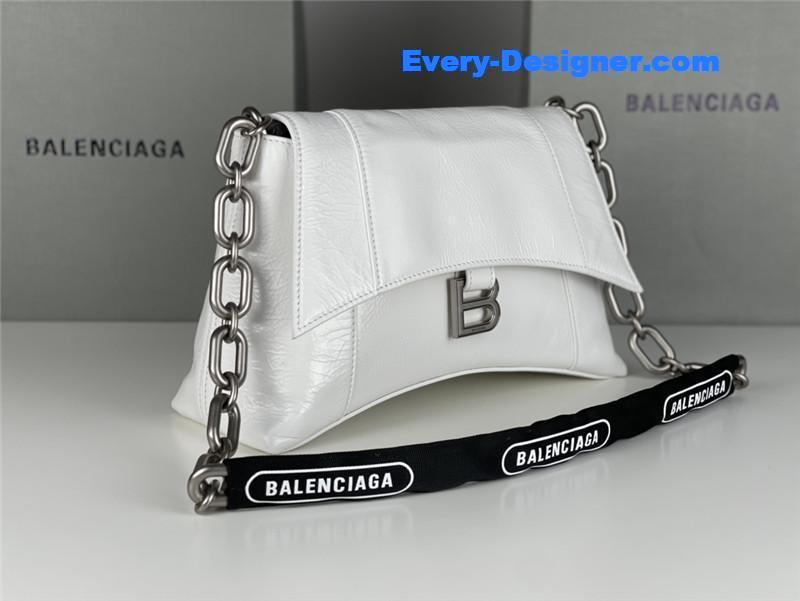 Ba1en*iaga downtown chain shoulder bag