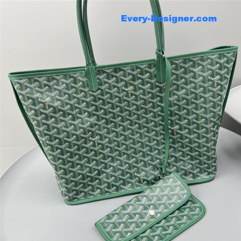 G09ard reversible tote shoulder bag