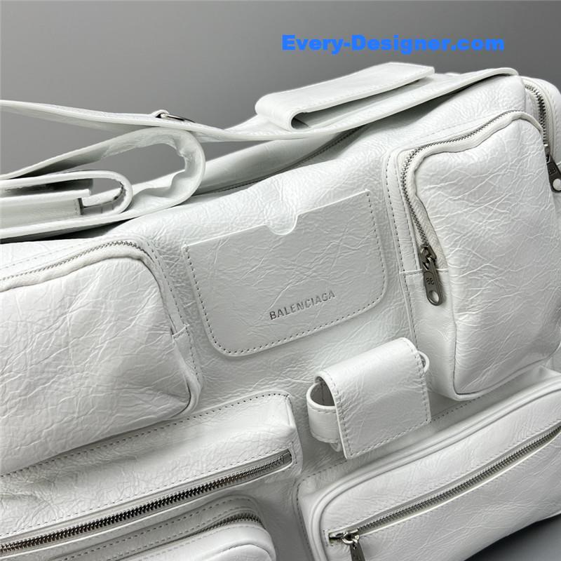 ba1en*iaga S*per busy bag