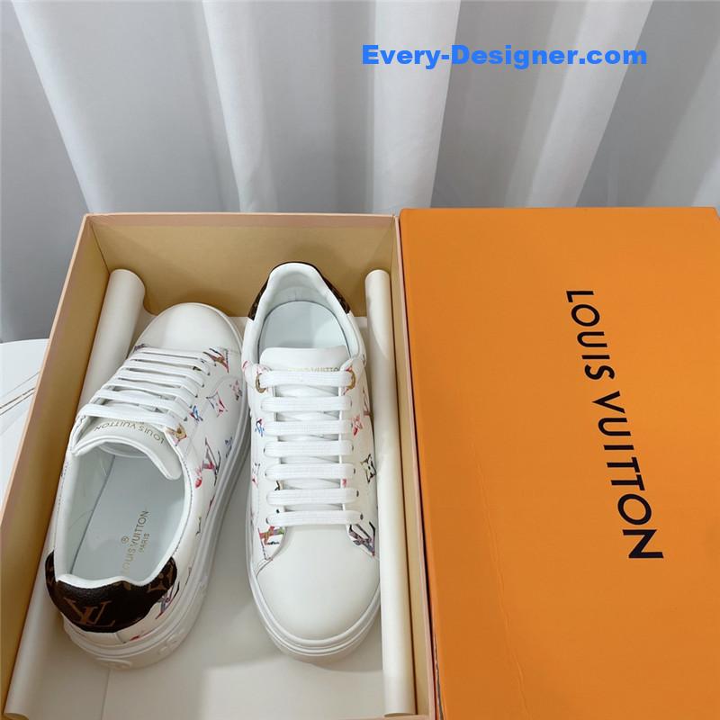 l0vis Vvtt0n lv classic printed white shoes