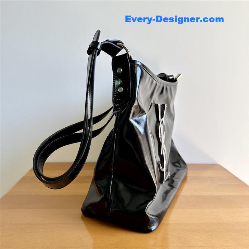 Y51 logo tote bag