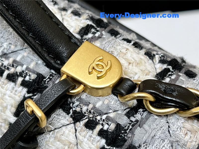 Ch**el woolen messenger bag