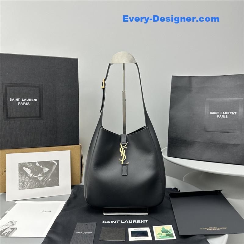 Y51 le 5 a 7 hobo bag
