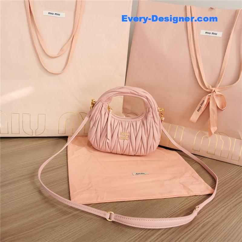 M1um1u new mini miuwander handbag