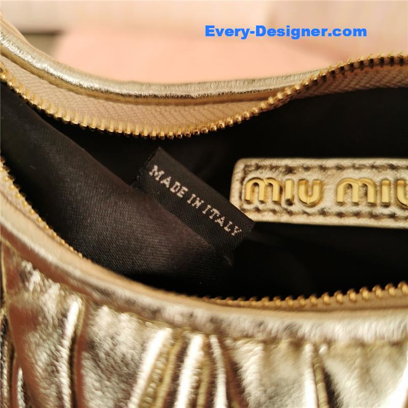 M1um1u new mini miuwander handbag