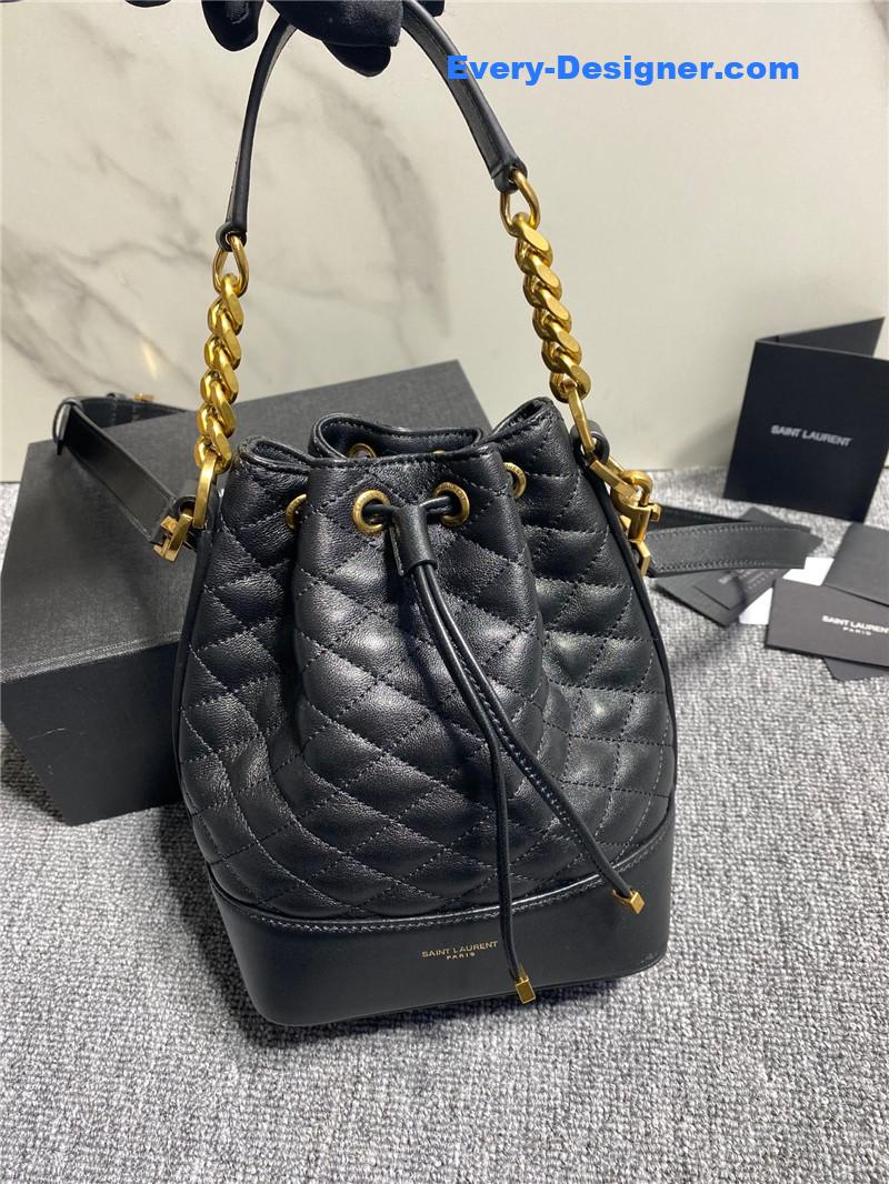Y51 sheepskin bucket bag