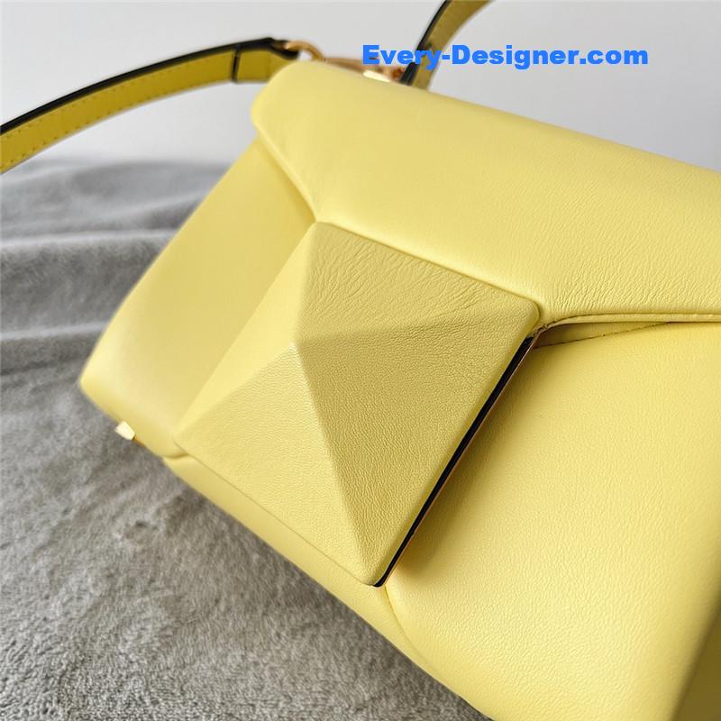 Va1e*ntin0 one stud mini lambskin bag