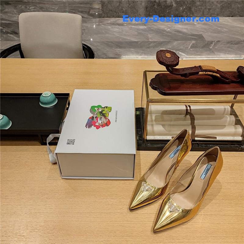 Pra*a high heels
