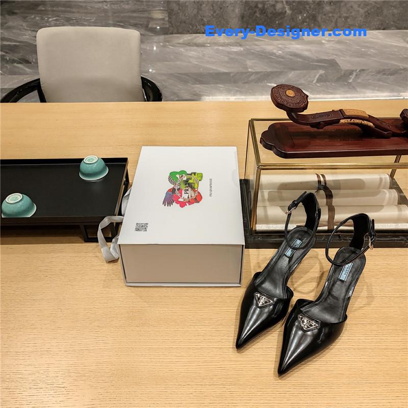 Pra*a ankle boots