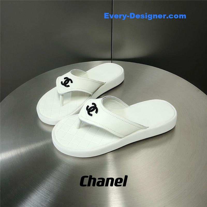 CC flip flops
