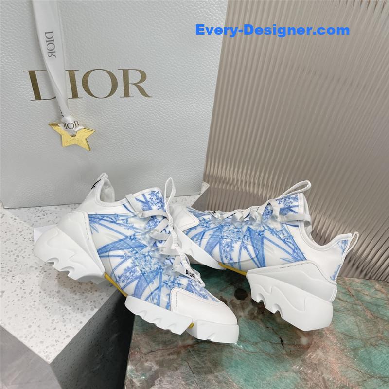 D10r old shoes