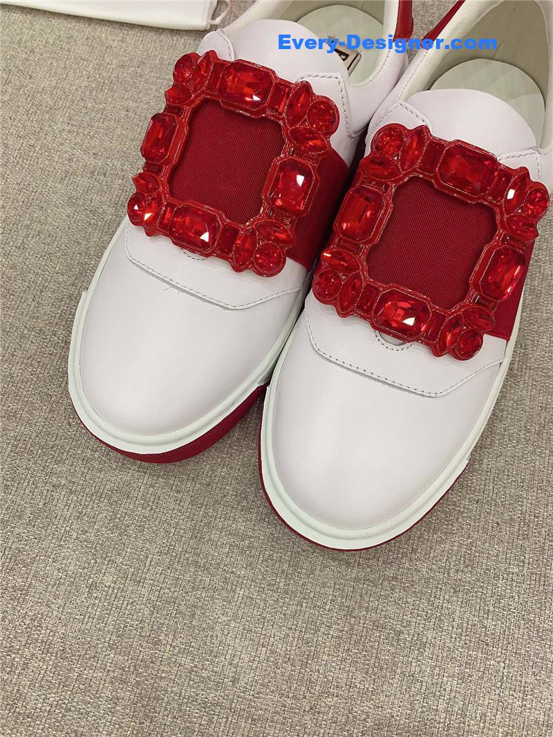 roger u1u1er new d1am0nd buckle casual shoes