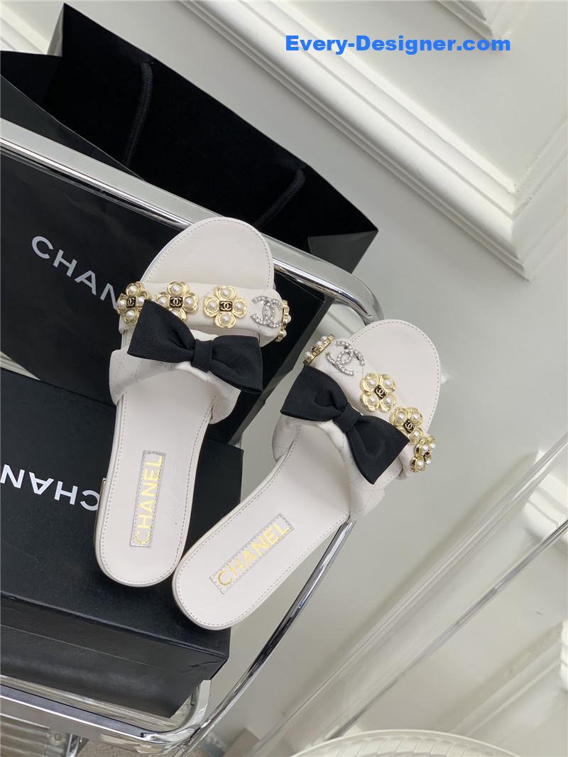 CC sheepskin lozenge slippers