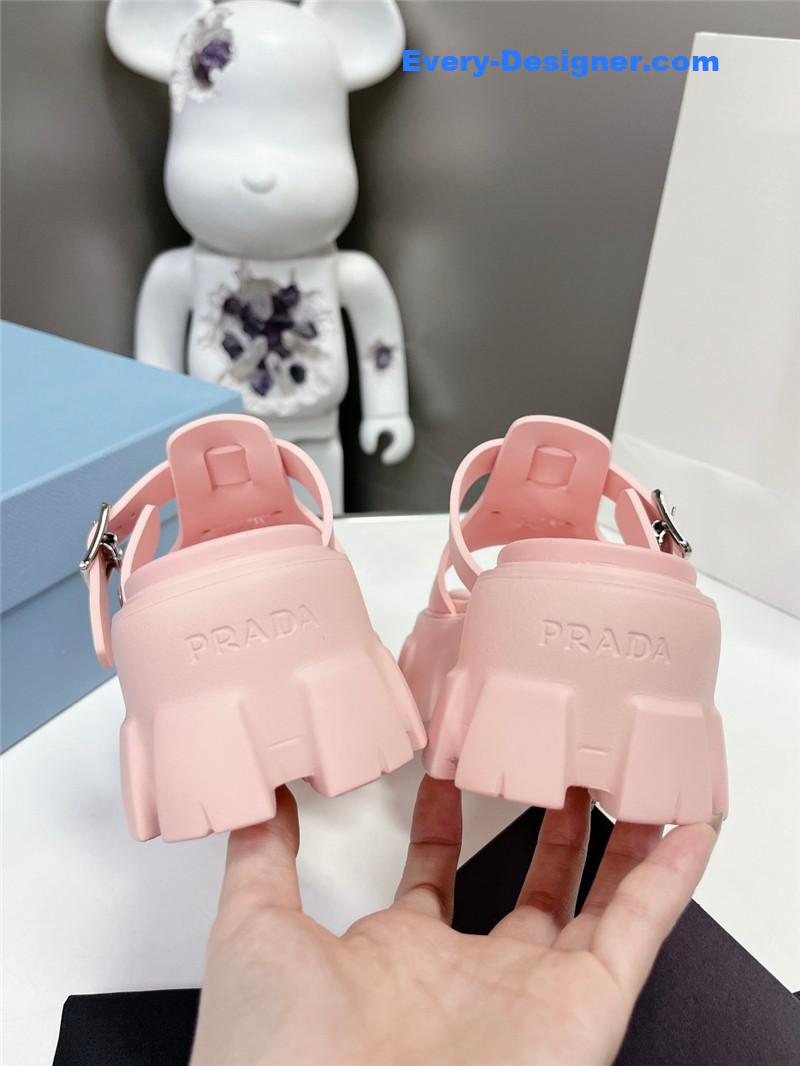 Pra*a zigzag roman braid platform rubber sandals