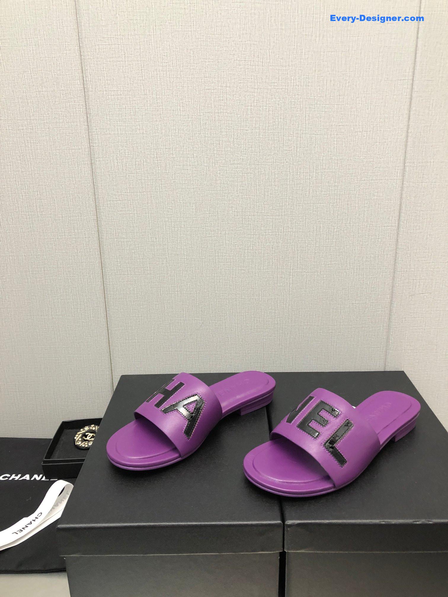 CC color matching letter leather buckle slippers