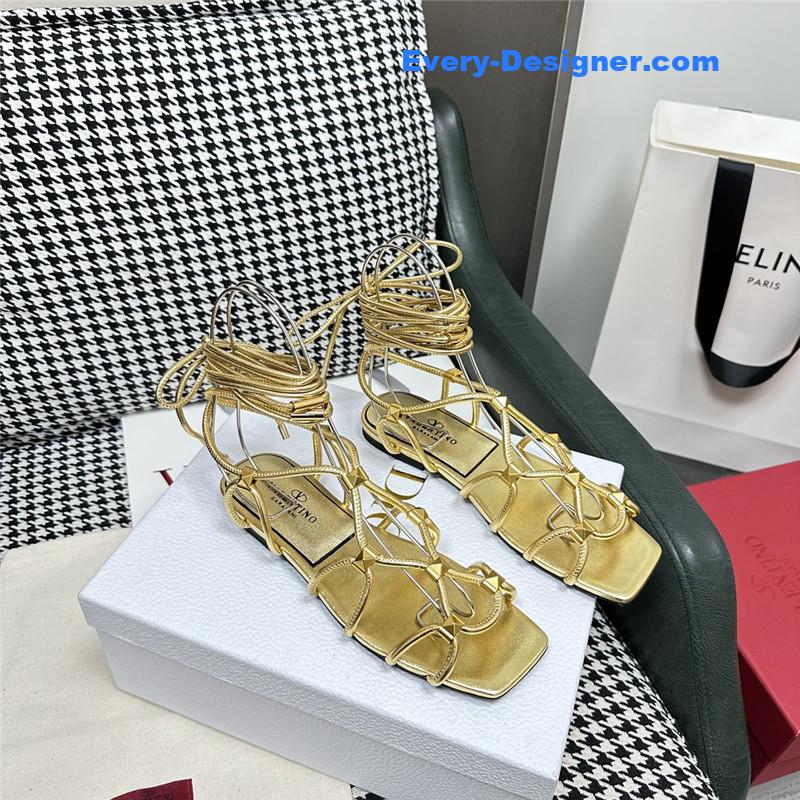 Va1e*ntin0 roman flat sandals