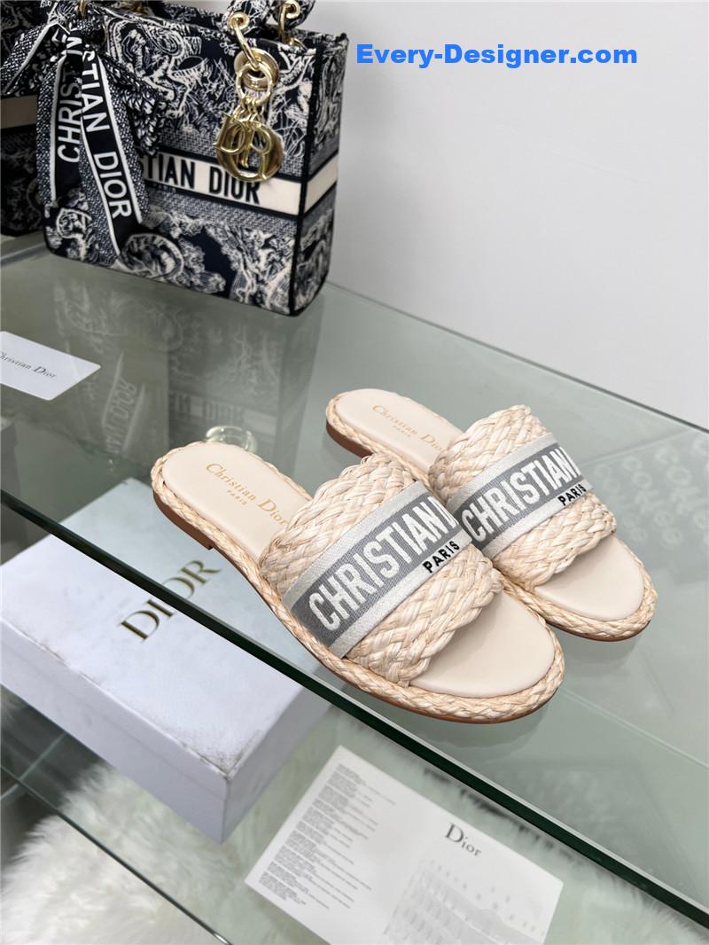 D10r catwalk new slippers