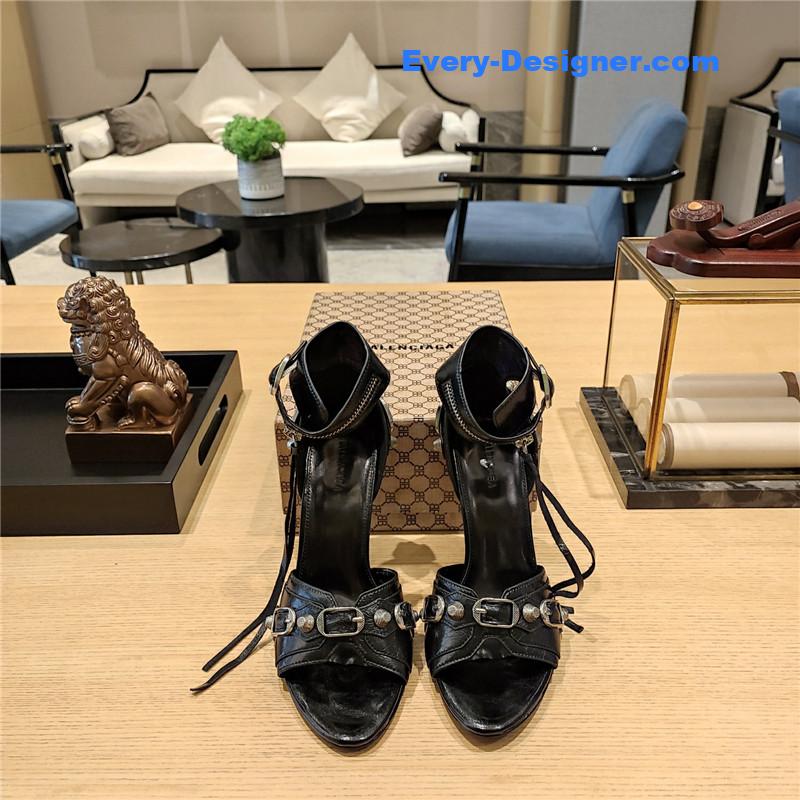 Ba1en*iaga studded fishmouth sandals