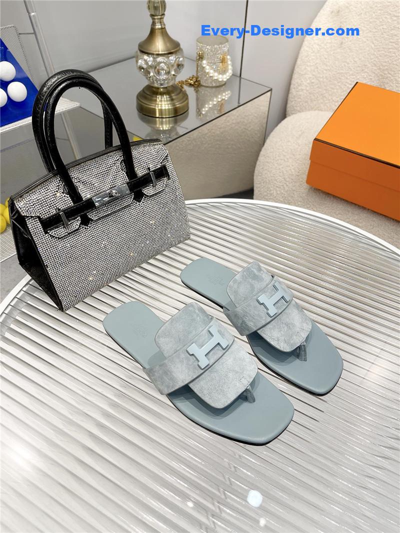 H**me5 classic h buckle sandals