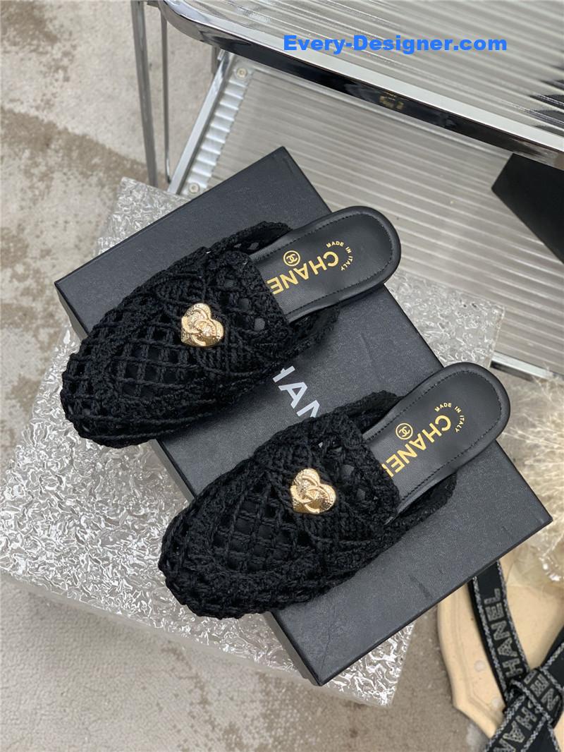 CC hollow Roman slippers