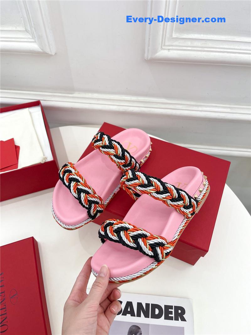 Va1e*ntin0 hand woven slippers