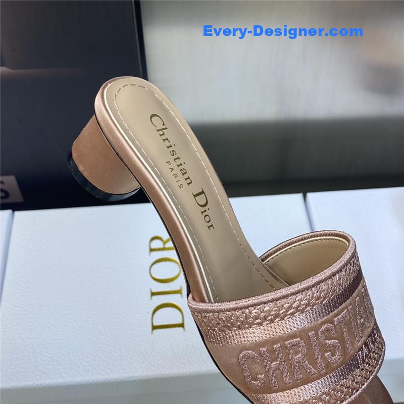 D10r new flip flops color matching women’s shoes