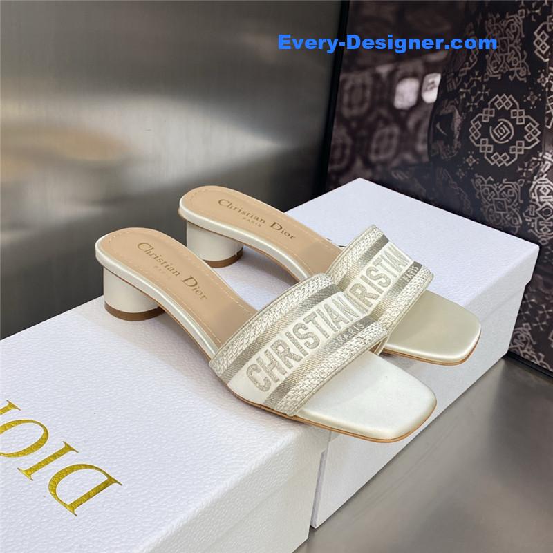 D10r new flip flops color matching women’s shoes
