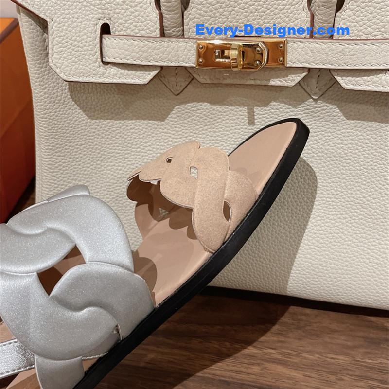 H**me5 pig nose sandals