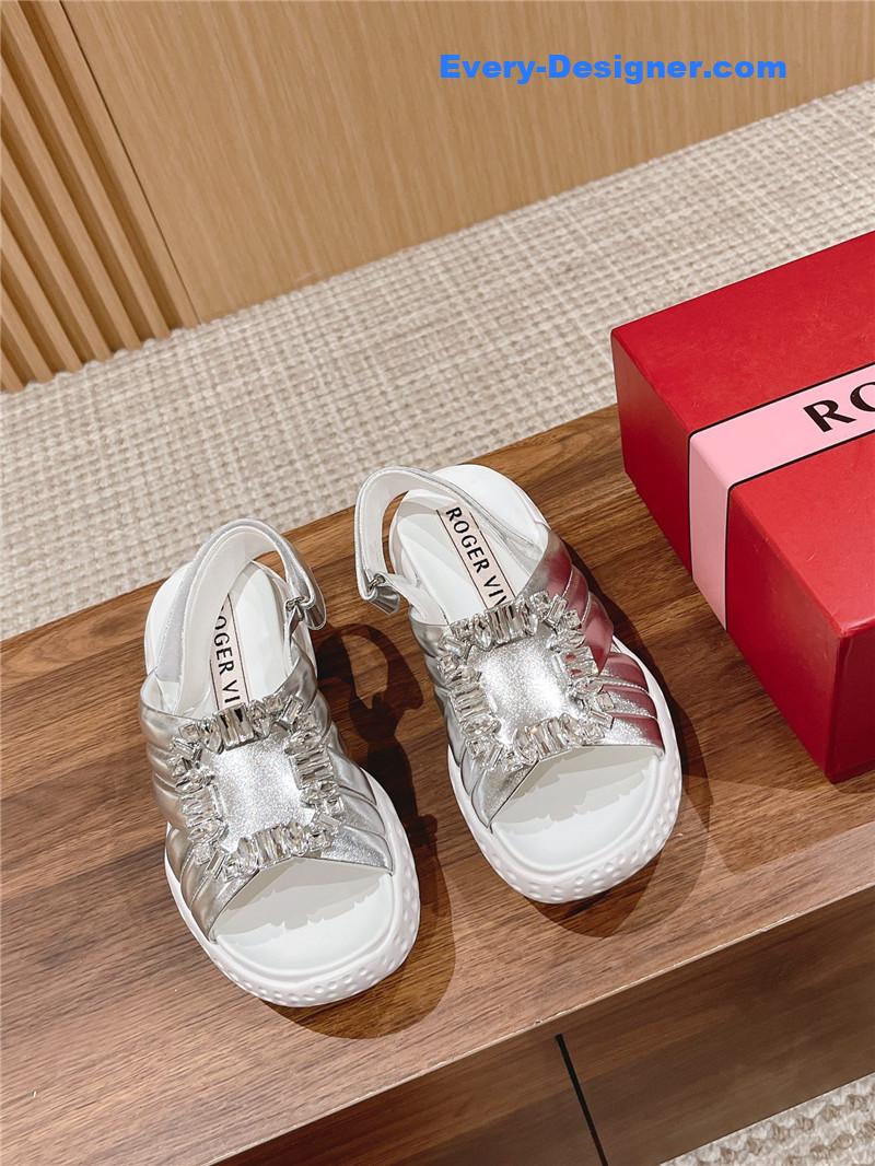 roger u1u1er d1am0nd buckle platform sandals