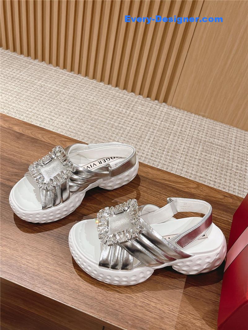 roger u1u1er d1am0nd buckle platform sandals