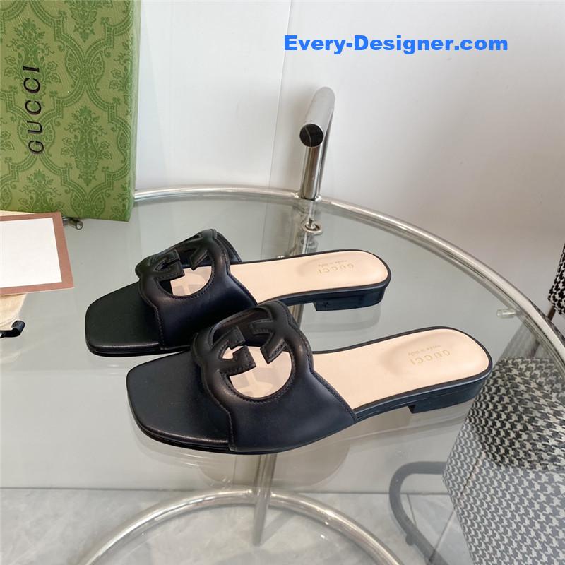 Gvc*1 interlocking gg cutout slides
