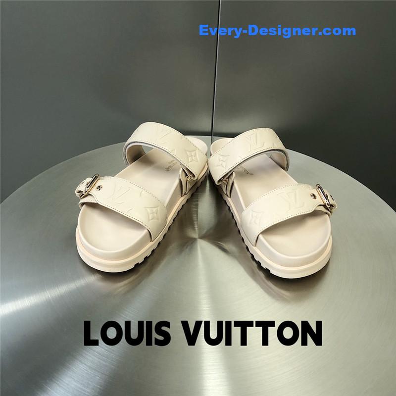 l0vis Vvtt0n lv metal buckle logo platform slippers